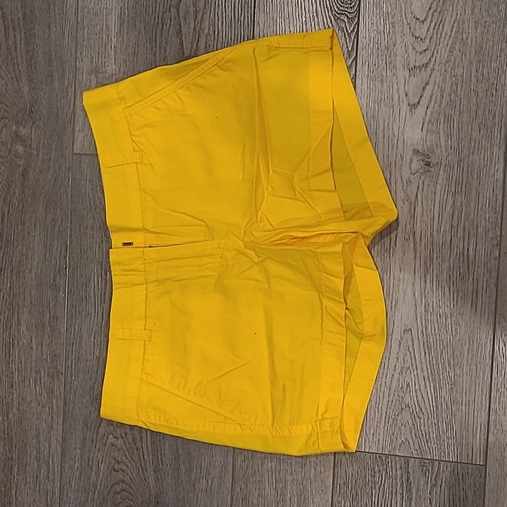 NWT J Crew Chino shorts Size 6